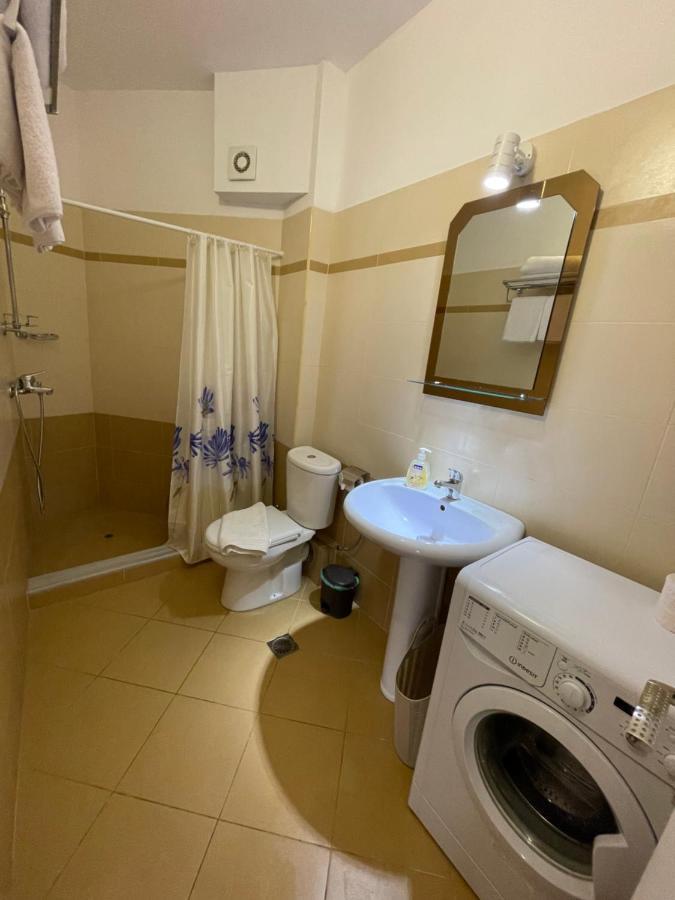 Relax Apts Saranda 1 Exteriör bild